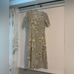 H&M floral soft green midi dress - size 2